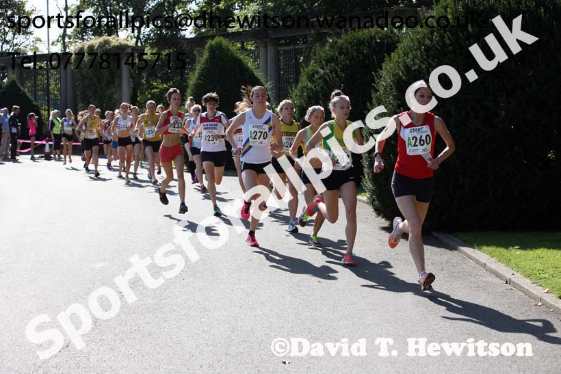Senior women, Northern Road Relays, Blackpool. Photo: David T. Hewitson/Sports for All Pics